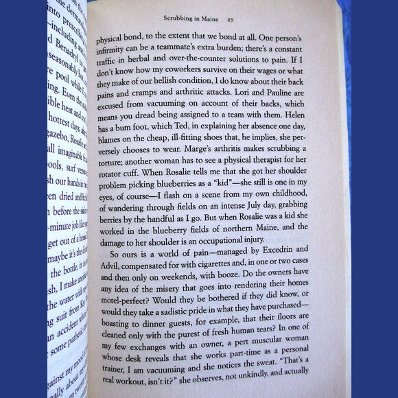 Book - Nickel and Dimed: On (Not) Getting By in America, by Barbara Ehrenreich - Picture 4 of 14